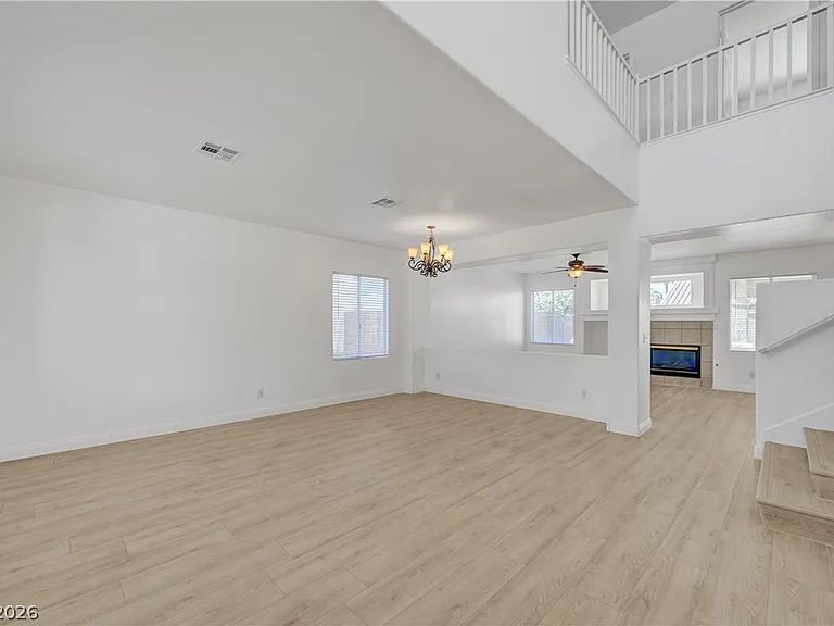 1218 Starstone Ct — Photo 2