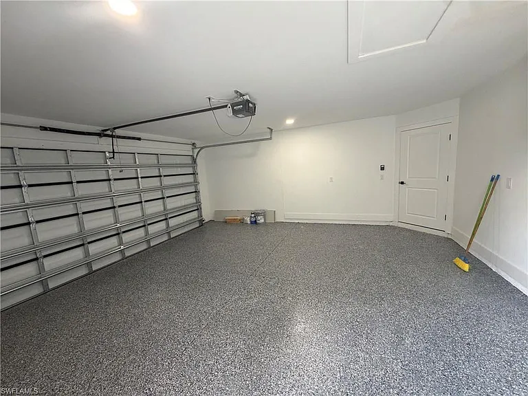 15 Louisiana Rd — Photo 11