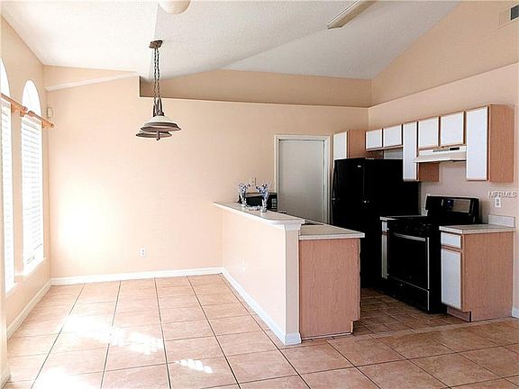 3rd image of 3000 Pineda Dr