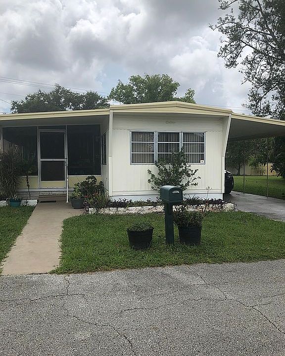 1st image of 32 Sophie Ave