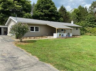 1109 Bend Rd, Mercer, PA 16137