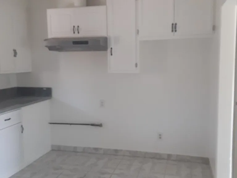 3494 Pontiac Ave — Photo 2