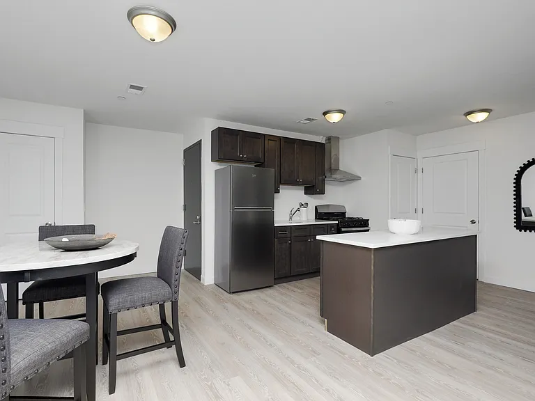 20 Scarboro Ave — Photo 11