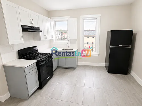 28 Wainwright St #3B Photo 1