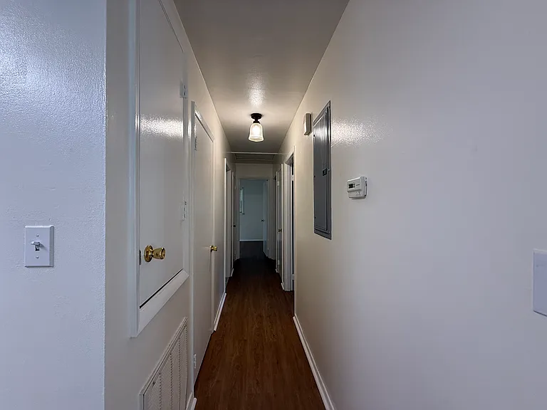 431 Alabama Ave — Photo 7