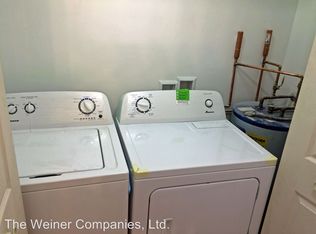 504 E Green St APT 5, Urbana, IL
