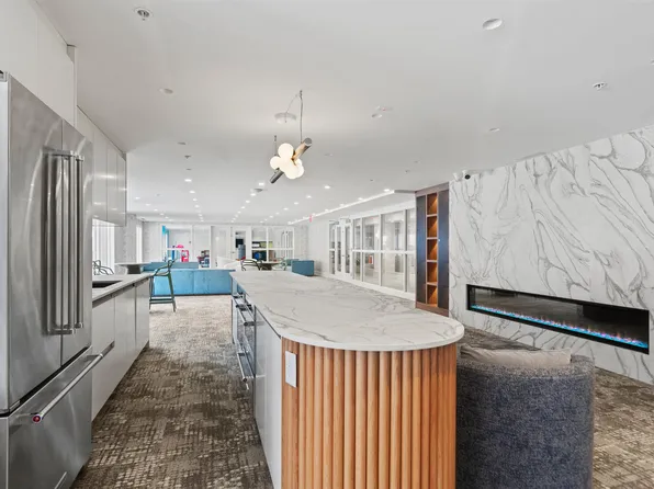 20 Avenue At Port Imperial image 31 of 45