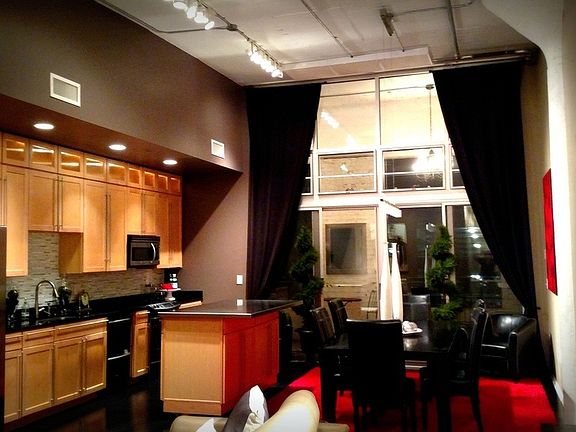 4th image of 221 N Front St APT 505