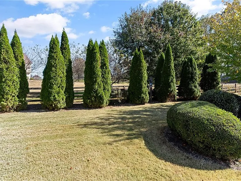 4735 Bryn Ridge Ct — Photo 39