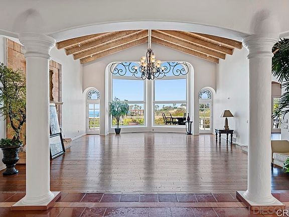 4th image of 9450 La Jolla Farms Rd