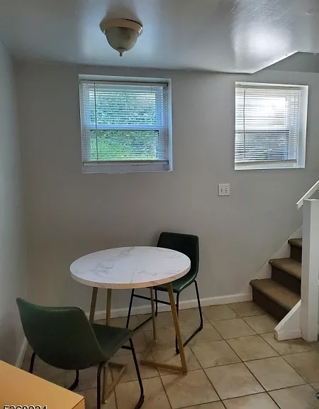 81 Western Ave — Photo 3