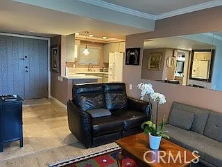 1 bed, 953 sqft, $2,900 — Photo 3