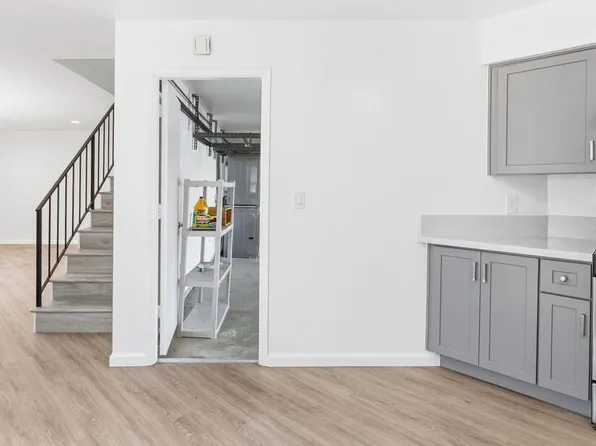 426 W Plymouth St #2, Inglewood, CA 90302