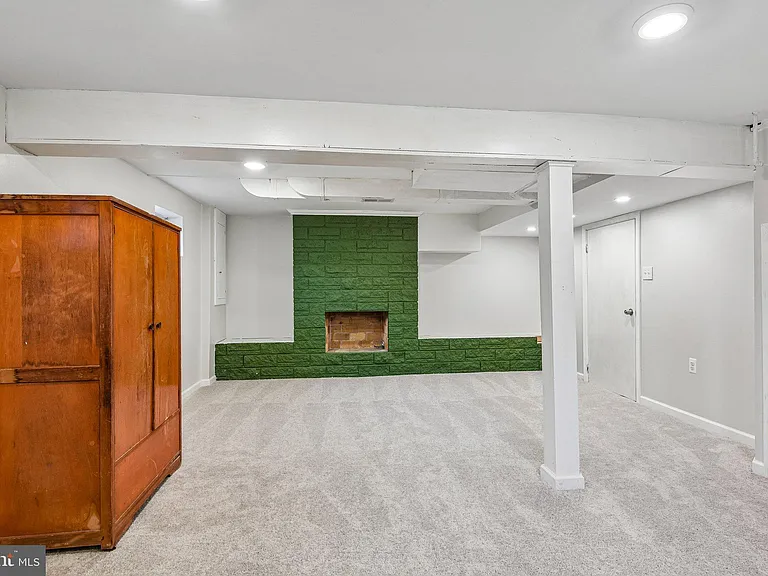 105 Dinsmore Ave — Photo 29