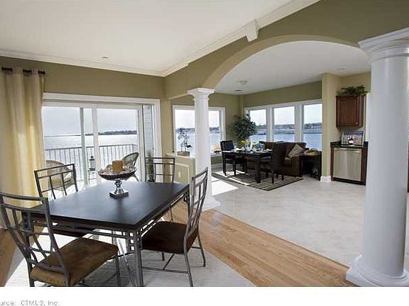 3rd image of 200 Harbour Close Unit 411