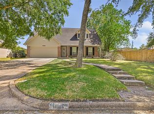 16806 S Lighthouse Dr, Crosby, TX 77532
