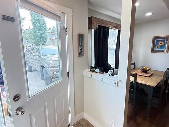 2nd image of 1158 Cloud Cap Avenue #5