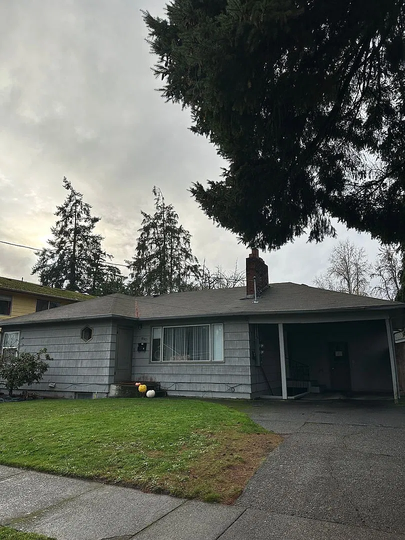 (487) 25th Street Duplex 2 Bdrm / 1 Bth w/ 2 living Rooms (Free Power) — Photo 1