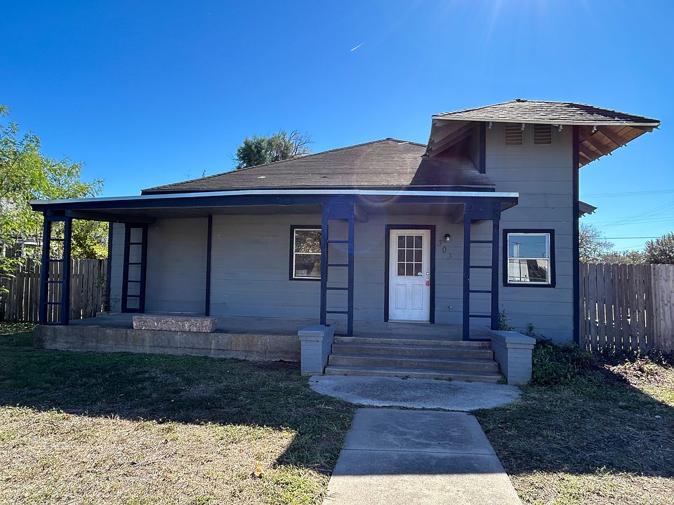1st image of 303 E Kenedy Ave