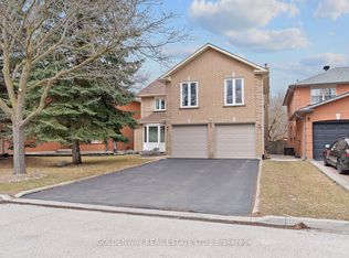 6 Loyal Blue Cres, Richmond Hill, ON