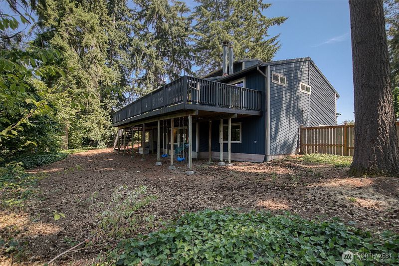4th image of 3530 71st Avenue W