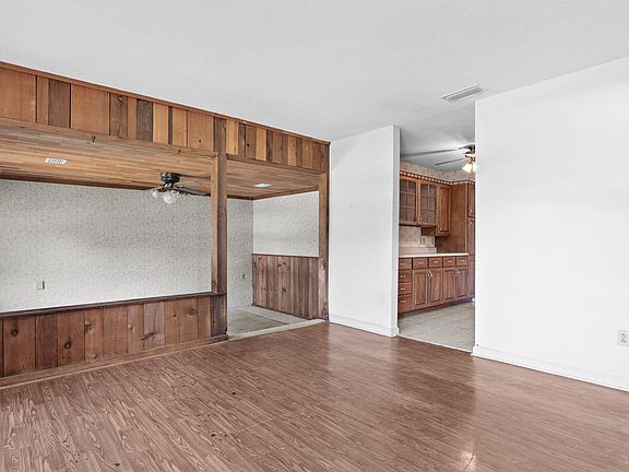 5th image of 324 Washington Ave