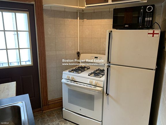 64 Charlesgate #74 Boston - Fenway Unit Photo 4 (3)