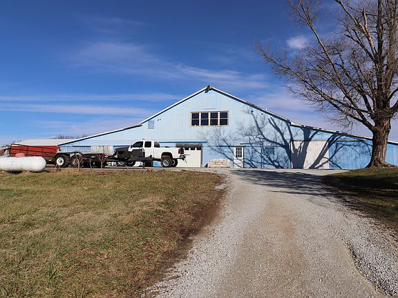 3rd image of 1426 W County Road 1300 N