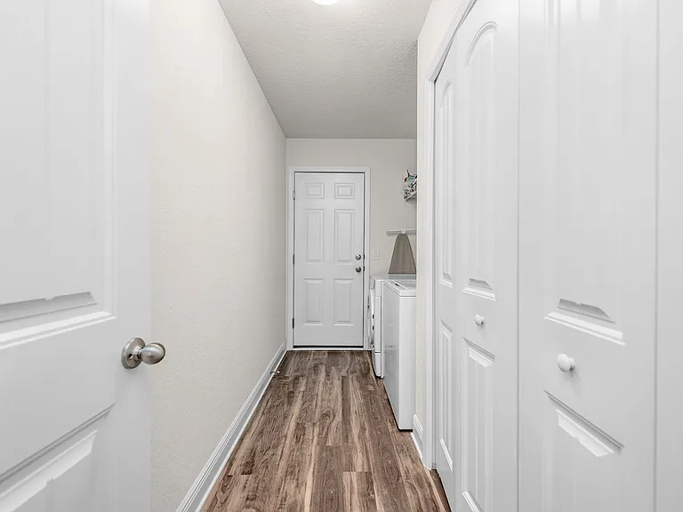 5101 Peach Dr — Photo 25