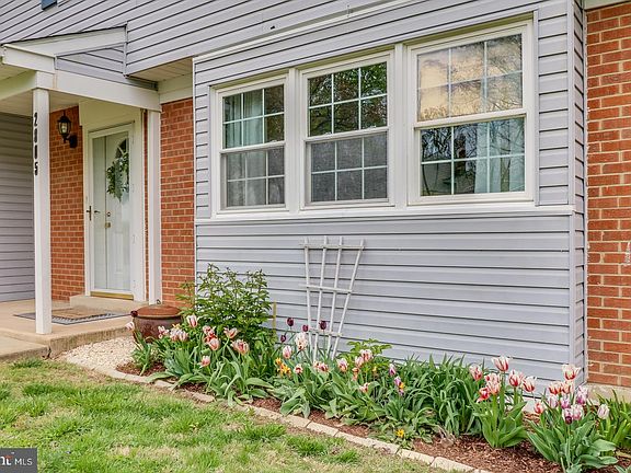 3rd image of 2805 Fawkes Dr