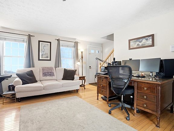 5th image of 35 Beech Hill Ave #0