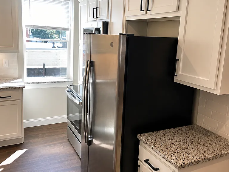 105-111 Main St #2 — Photo 7