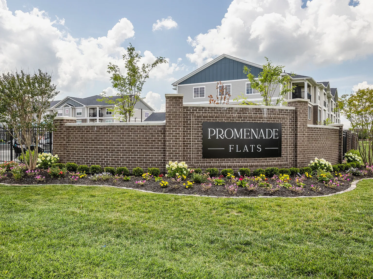 Promenade Flats — Photo 1
