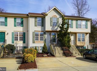 13916 Winding Ridge Ln, Centreville, VA 20121
