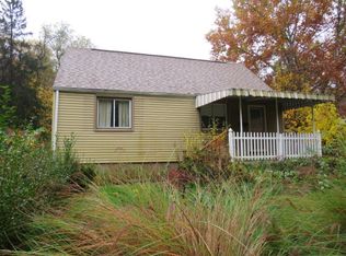 1008 Universal Rd, Pittsburgh, PA 15235