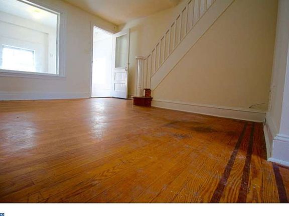 5th image of 2758 Eddington St
