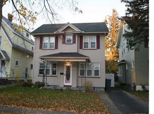 186 Winbourne Rd, Rochester, NY 14619