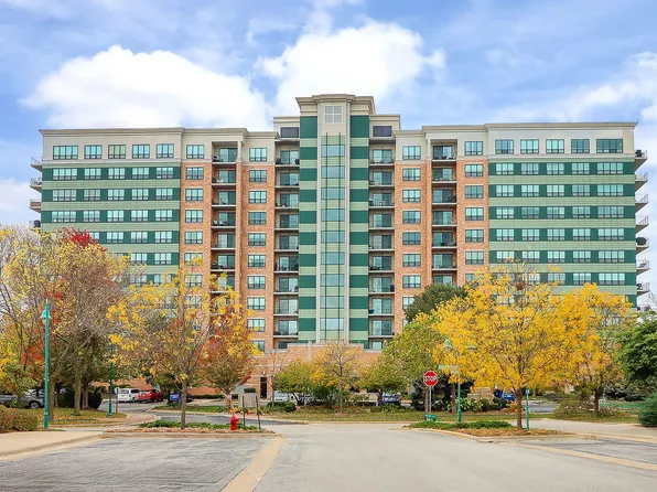 6420 Double Eagle Dr Unit 610, Woodridge, IL 60517