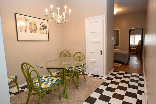 127 E Lincoln St #4 Photo 1