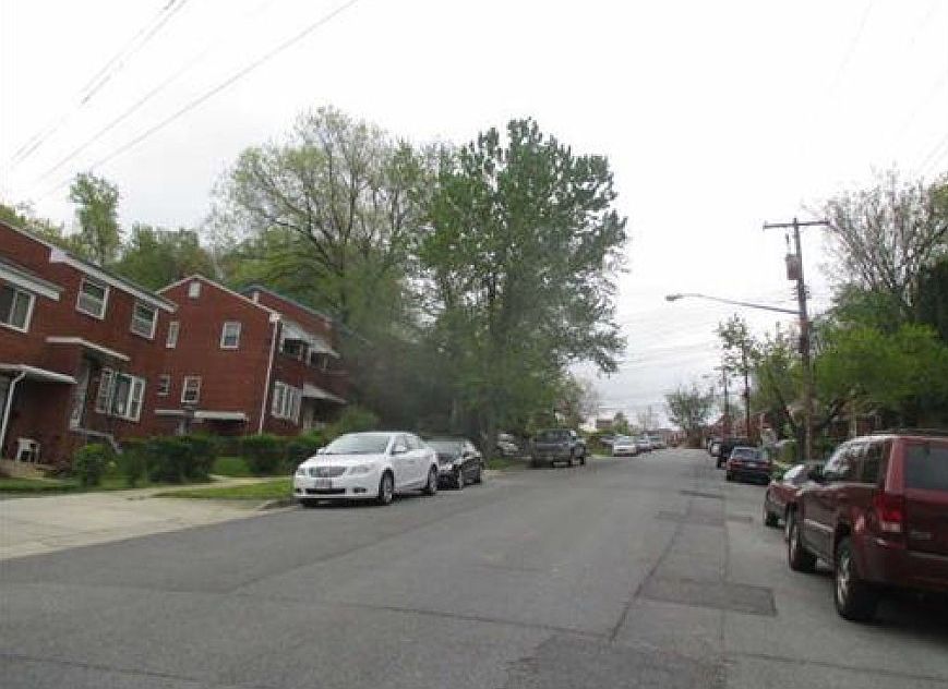 2nd image of 3602 Dixon St