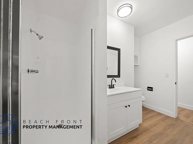 2511 Voorhees Ave — Photo 23