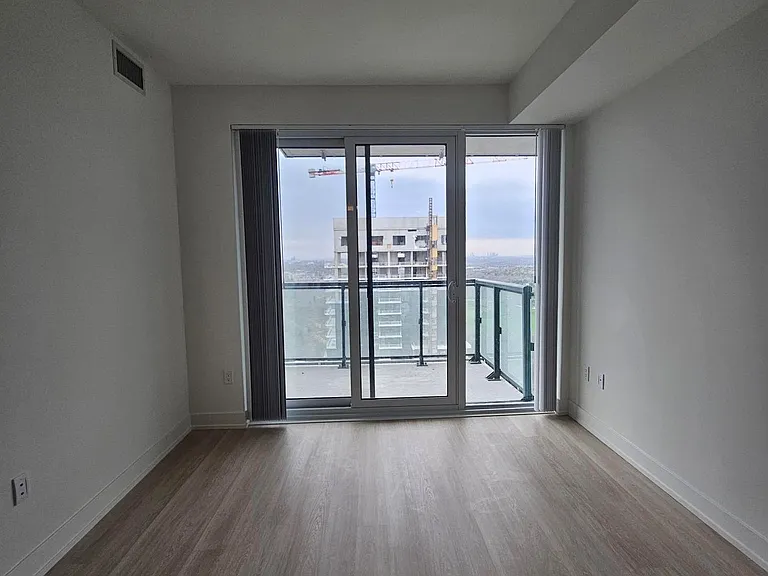30 Inn On The Park Dr #4101 — Photo 6