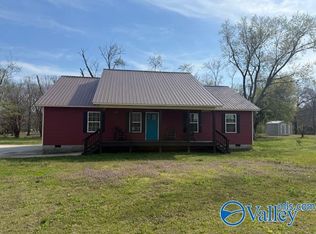 145 Rabbit Run Rd, Rainsville, AL 35986
