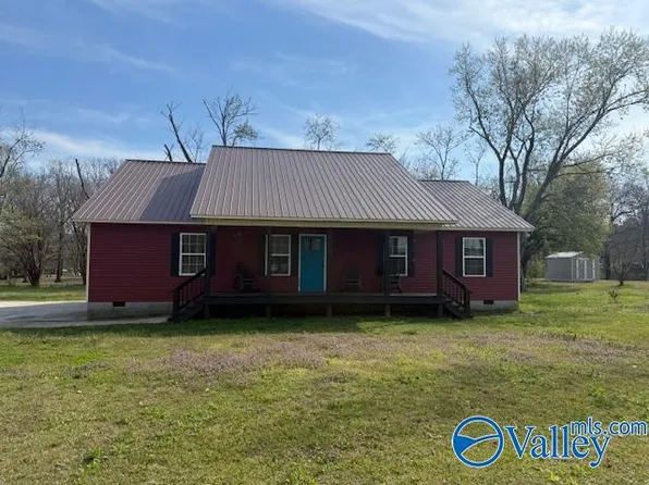 145 Rabbit Run Rd, Rainsville, AL 35986