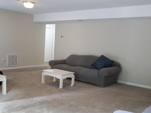 4th image of 1738 Donlee Dr #118