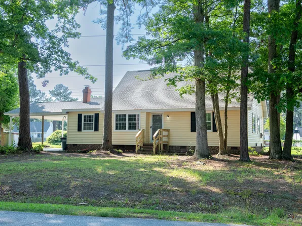 2813 Berkley Dr, Rocky Mount, NC 27803
