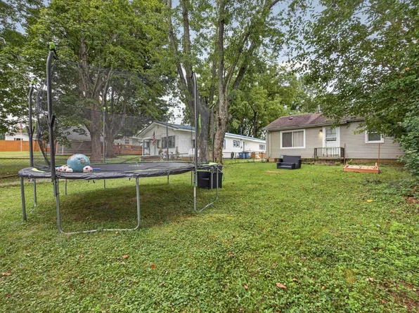 812 26th St, Bedford, IN 47421