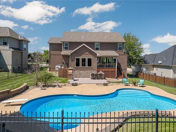 4th image of 4614 Corinth Dr