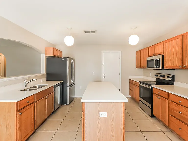 11427 Ivy Flower Loop — Photo 8
