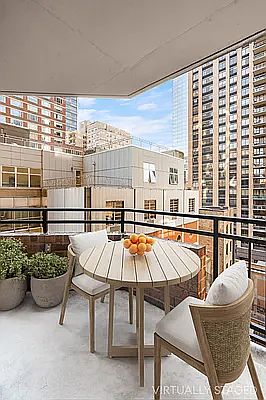5th image of 1991 Broadway APT 6A